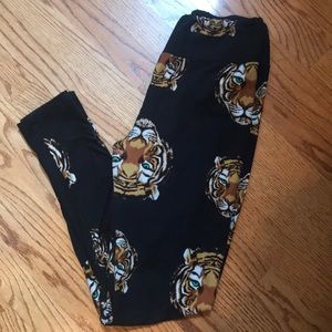 LuLaRoe a Coveted Tiger Leggings Vintage